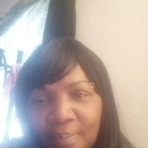 Meet your Posher, Pamela